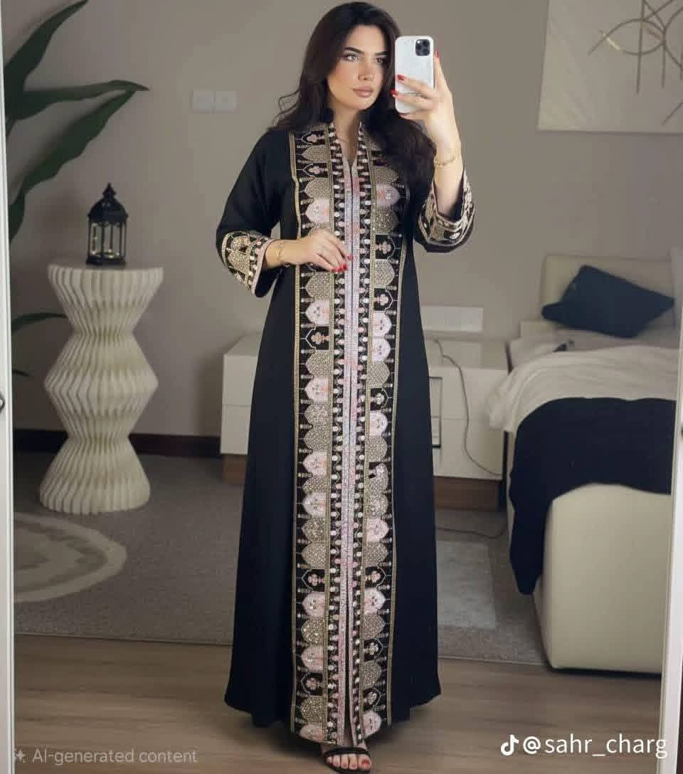 جلابية تطريز ذهبي